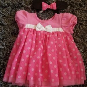 Minnie mouse outfit